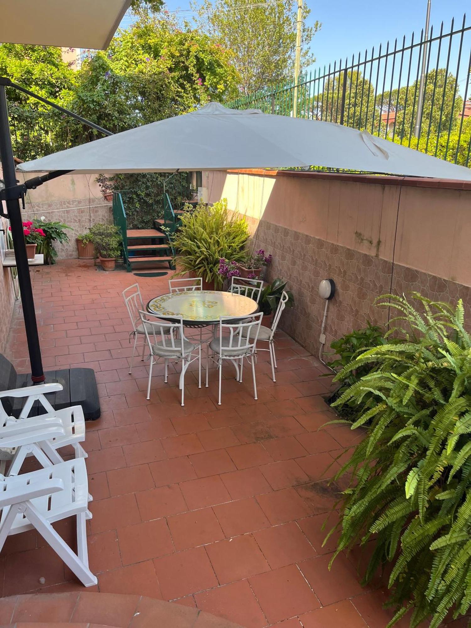 Casa Vacanze Il Gatto Rosso Trecase Exterior photo