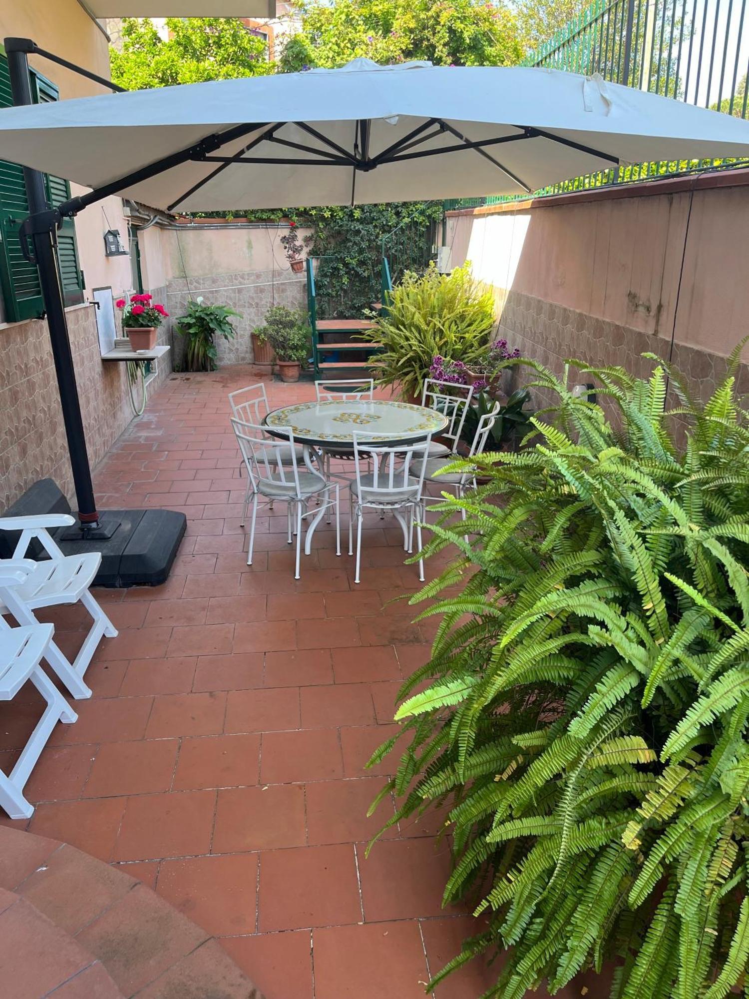 Casa Vacanze Il Gatto Rosso Trecase Exterior photo